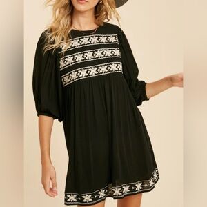 DELILAH EMBROIDERED BABYDOLL DRESS with beautiful cream Embroidery Sz M